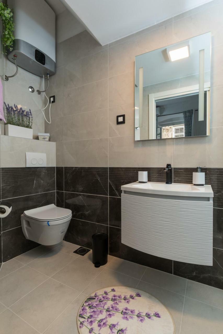 Guest house Tomasi One